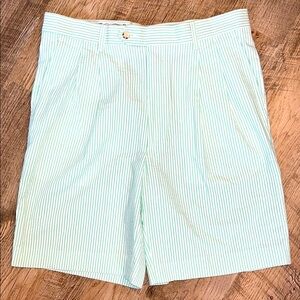 BERLE Mens Seersucker Striped Pleated Shorts Mint Green